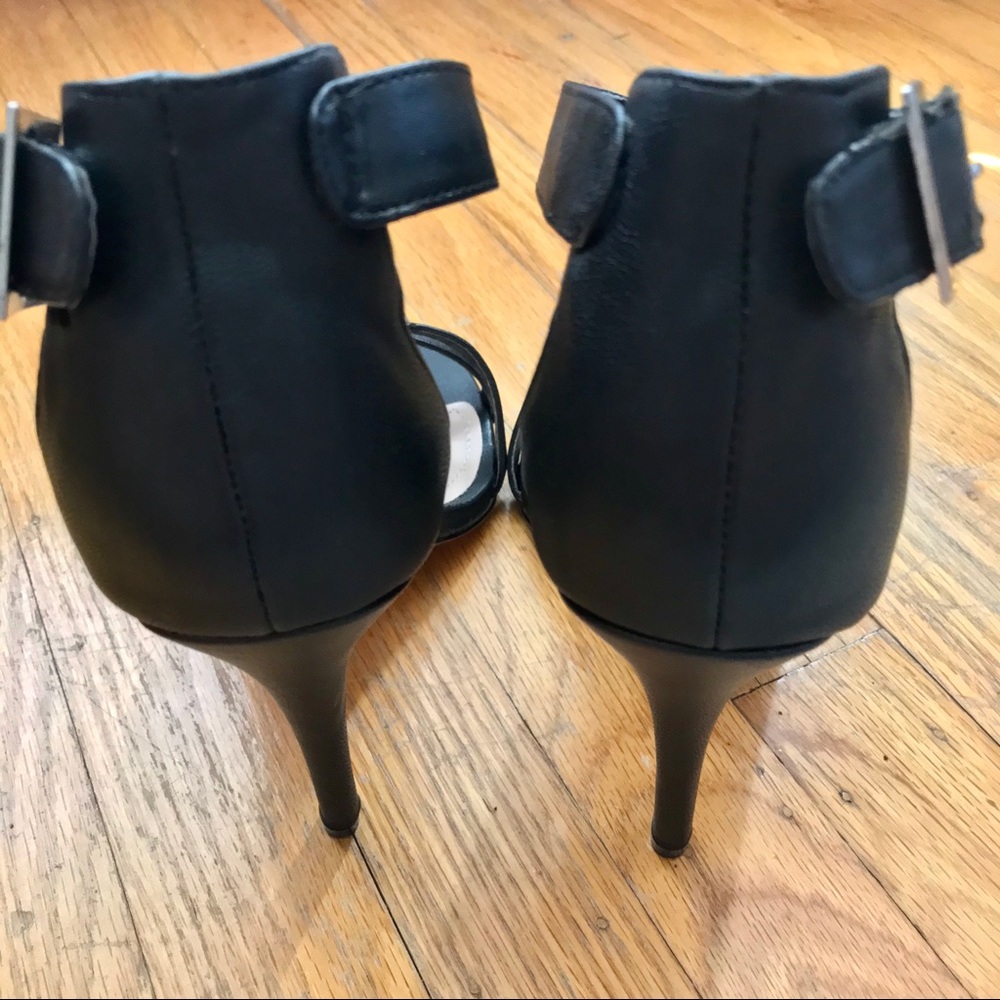 Shoes - Picture 5 of 11